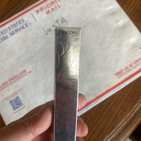 Lancome No 11 large shadow brush in box. - Picture 2 of 6